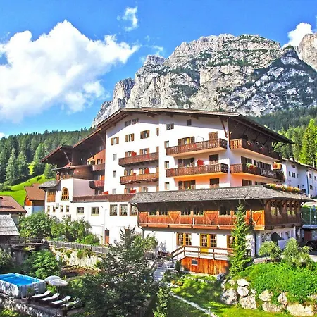 Dolomiti 3* La Villa (Trentino Alto Adige)