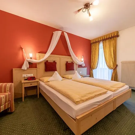 Hotel Dolomiti La Villa (Trentino Alto Adige)